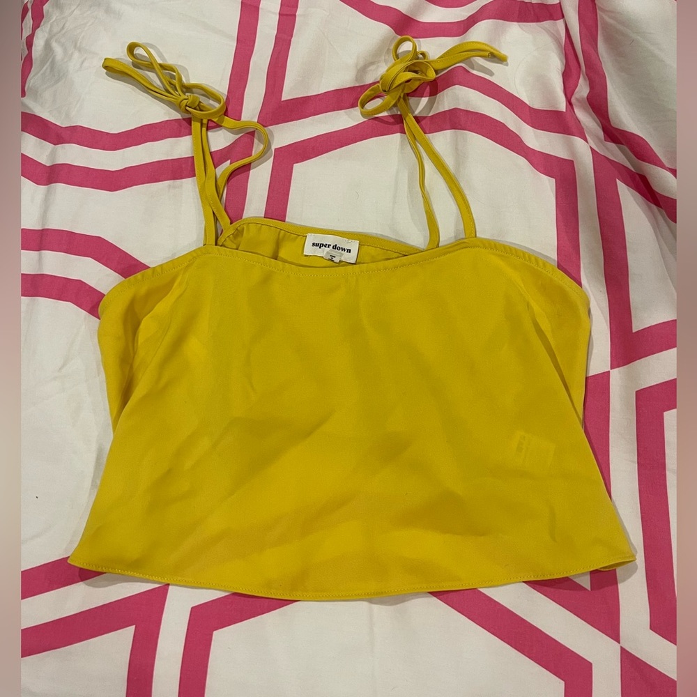 Superdown (Revolve) Cropped Yellow Tank Top - image 5